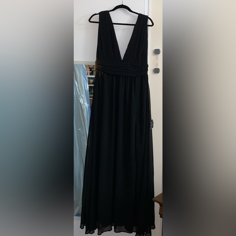 Heavenly Hues Black Maxi Dress Lulus
Color: Black
Size: L